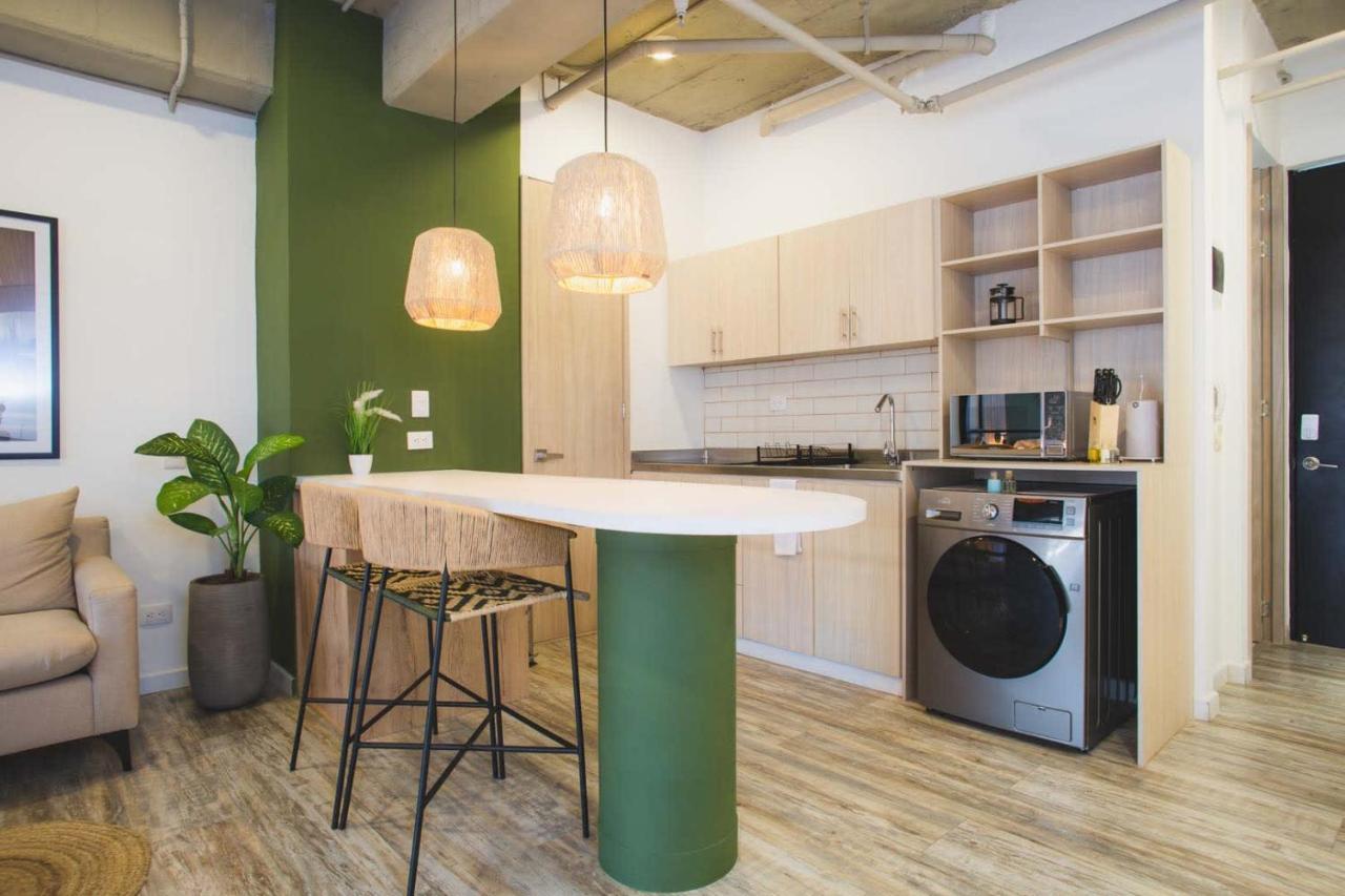 Апартаменты Beautiful Loft In Laureles Медельин Экстерьер фото